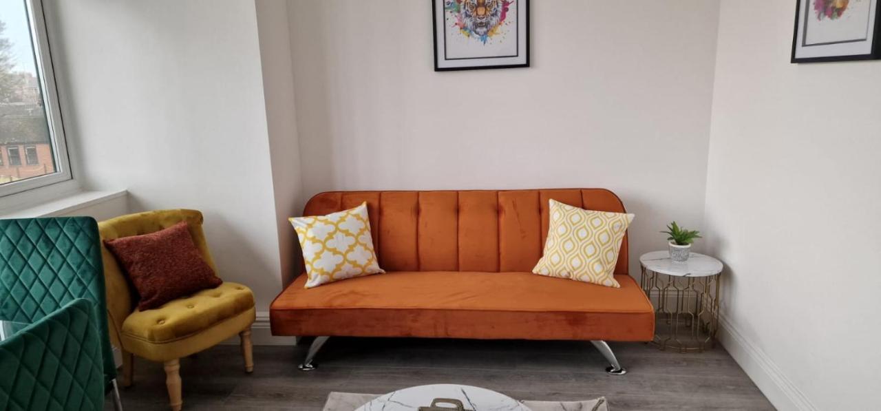 1 Bedroom Apartment - Flitwick - Contractor Friendly - Tourist Ready - Full Kitchen - Wifi - Smart Tv - Sofa Bed - Free Parking - Ideal For Short Or Long Stays Dış mekan fotoğraf
