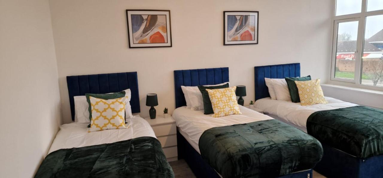 1 Bedroom Apartment - Flitwick - Contractor Friendly - Tourist Ready - Full Kitchen - Wifi - Smart Tv - Sofa Bed - Free Parking - Ideal For Short Or Long Stays Dış mekan fotoğraf